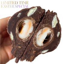 Load image into Gallery viewer, Creme Egg Kookie
